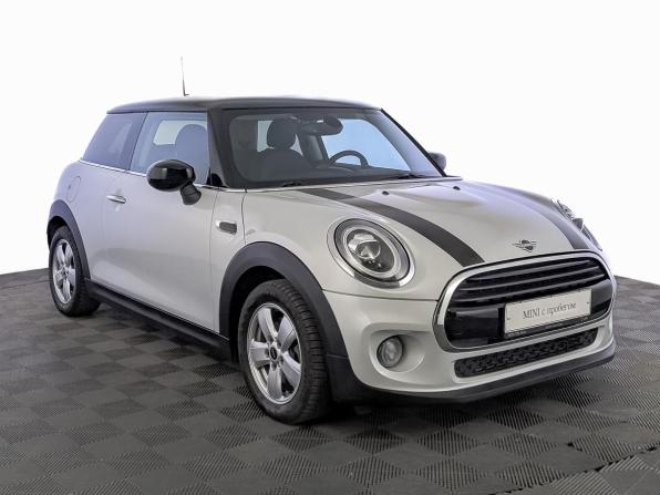 Mini Hatch III (F55/F56) Рестайлинг с пробегом 2020 года, цена 1 920 000 рублей, 94500 км, хэтчбек, Автокод Объявления