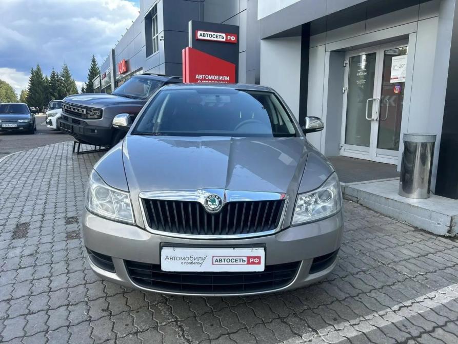 Skoda Octavia II (A5) Рестайлинг Набережные Челны  - изображение 2