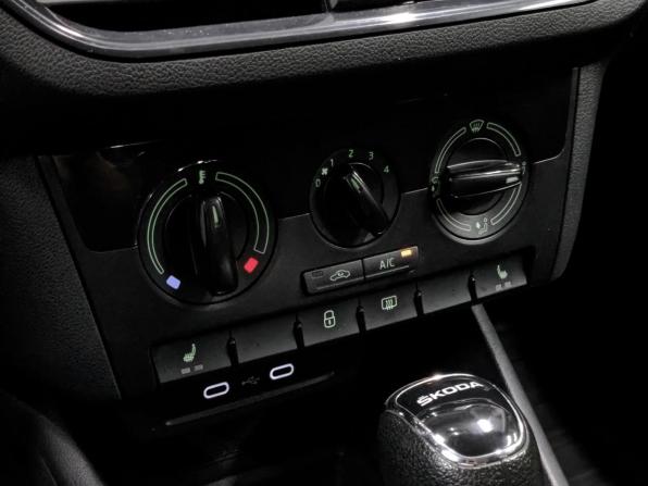 Skoda Rapid II с пробегом 2020 года, цена 1 090 000 рублей, 209049 км, лифтбек, Автокод Объявления