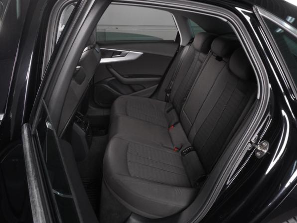 Audi A4 V (B9) с пробегом 2016 года, цена 1 950 000 рублей, 107503 км, седан, Автокод Объявления