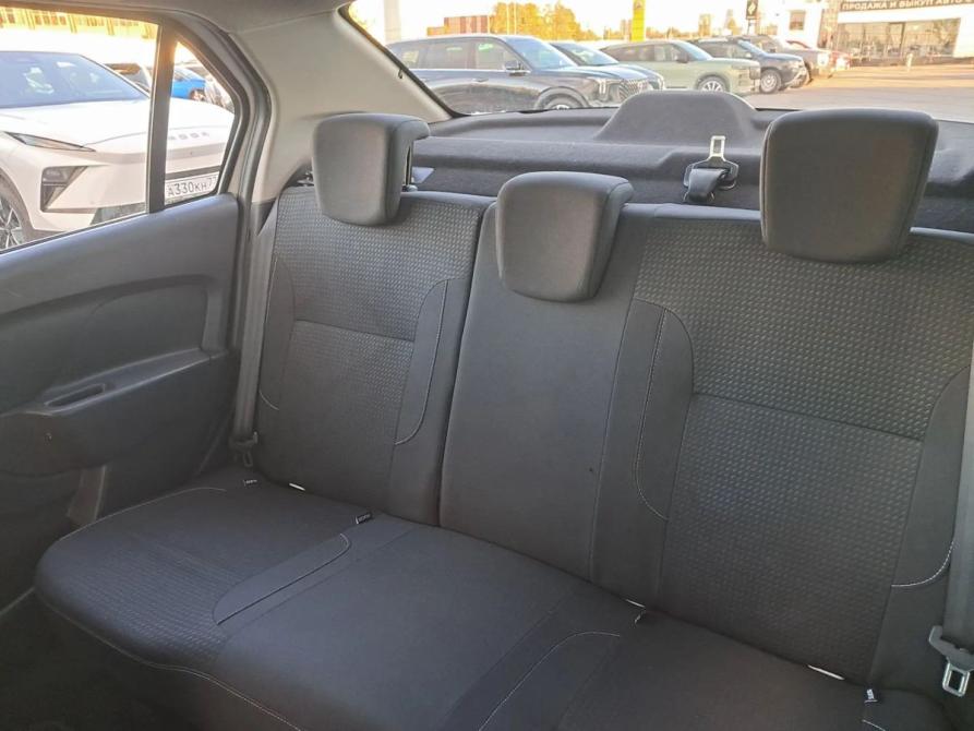 Renault Logan II Рестайлинг Санкт-Петербург  - изображение 16