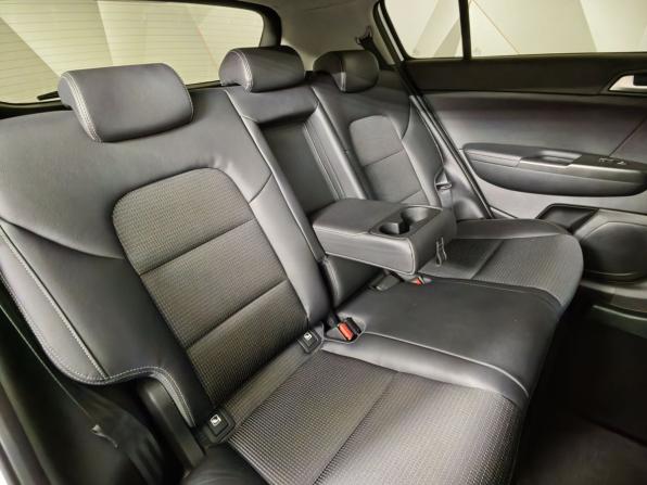 Kia Sportage IV Рестайлинг с пробегом 2019 года, цена 2 647 000 рублей, 43012 км, внедорожник, Автокод Объявления