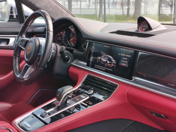Porsche Panamera II с пробегом 2018 года, цена 9 320 000 рублей, 60000 км, фастбек, Автокод Объявления
