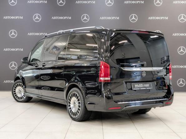 Mercedes-Benz V-Класс III (W447) Рестайлинг с пробегом 2019 года, цена 3 100 000 рублей, 341798 км, минивэн, Автокод Объявления