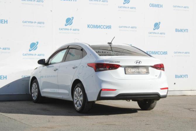 Hyundai Solaris II с пробегом 2017 года, цена 1 122 000 рублей, 103000 км, седан, Автокод Объявления