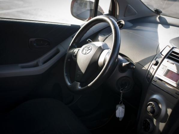 Toyota Yaris II с пробегом 2007 года, цена 500 000 рублей, 223142 км, хэтчбек, Автокод Объявления