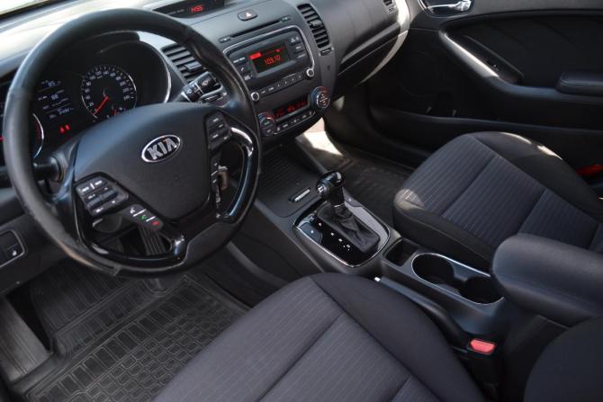 Kia Cerato III Рестайлинг (Classic) с пробегом 2017 года, цена 1 150 000 рублей, 242820 км, седан, Автокод Объявления