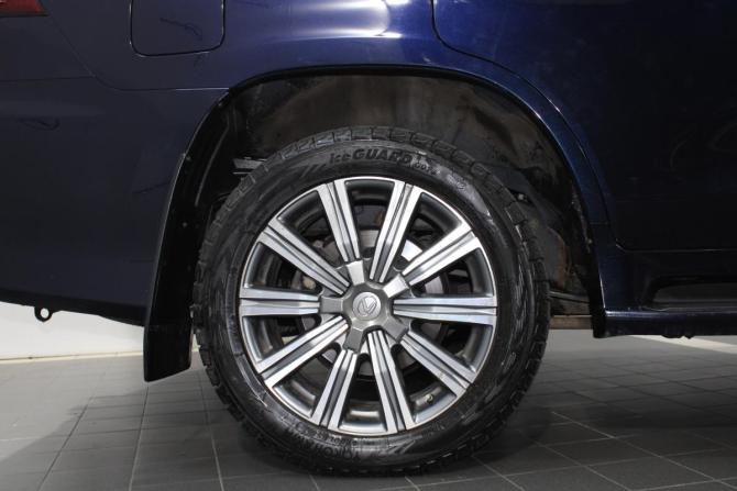 Lexus LX III Рестайлинг 2 с пробегом 2016 года, цена 7 700 000 рублей, 196533 км, внедорожник, Автокод Объявления