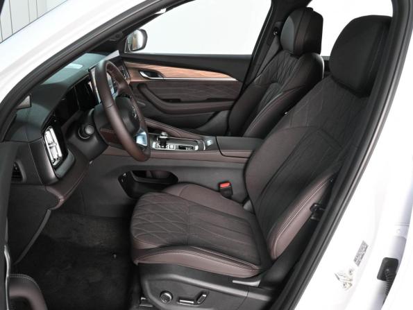 Geely Monjaro I Рестайлинг 2 с пробегом 2026 года, цена 4 149 000 рублей, 53 км, внедорожник, Автокод Объявления