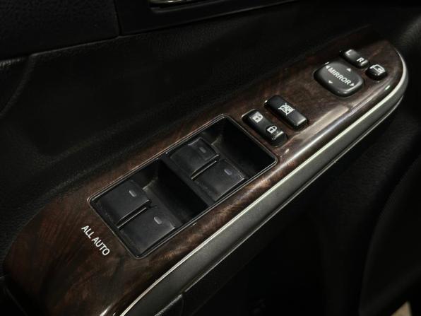 Toyota Camry VII (XV50) Рестайлинг с пробегом 2015 года, цена 1 999 000 рублей, 227376 км, седан, Автокод Объявления