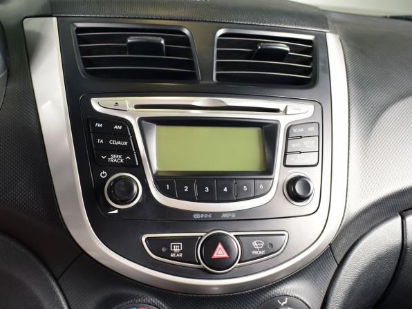 Hyundai Solaris I с пробегом 2013 года, цена 869 995 рублей, 144698 км, седан, Автокод Объявления