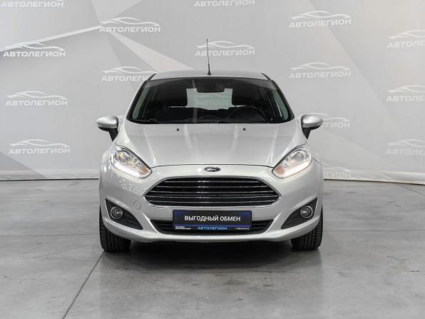 Ford Fiesta Mk6 Рестайлинг с пробегом 2015 года, цена 800 000 рублей, 76407 км, хэтчбек, Автокод Объявления