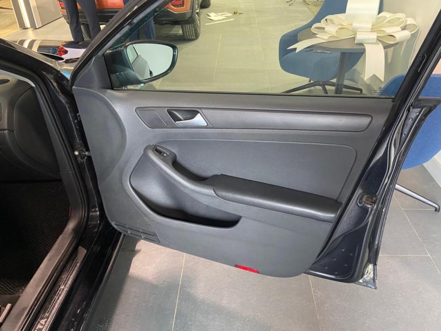 Volkswagen Jetta VI Сыктывкар  - изображение 8