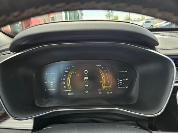 Geely Atlas Pro с пробегом 2022 года, цена 1 849 995 рублей, 66685 км, внедорожник, Автокод Объявления
