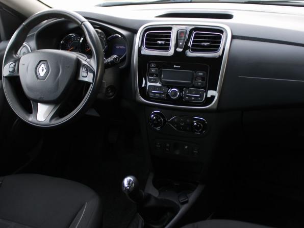 Renault Sandero II с пробегом 2017 года, цена 1 019 000 рублей, 122704 км, хэтчбек, Автокод Объявления