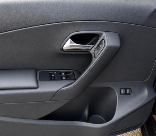 Volkswagen Polo V Рестайлинг с пробегом 2016 года, цена 820 000 рублей, 202000 км, седан, Автокод Объявления