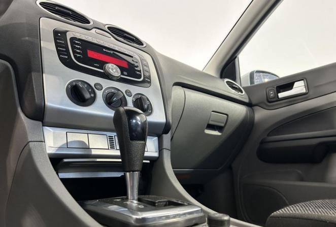 Ford Focus II Рестайлинг с пробегом 2009 года, цена 649 000 рублей, 185944 км, седан, Автокод Объявления