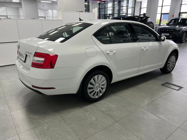 Skoda Octavia III (A7) Рестайлинг с пробегом 2020 года, цена 1 990 000 рублей, 65000 км, лифтбек, Автокод Объявления