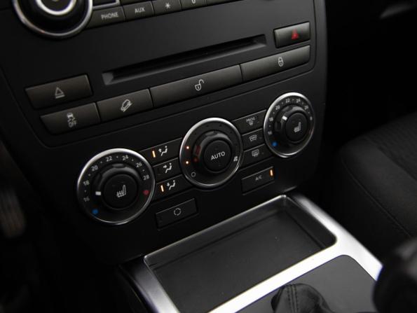 Land Rover Freelander II Рестайлинг 2 с пробегом 2014 года, цена 1 299 000 рублей, 210278 км, внедорожник, Автокод Объявления