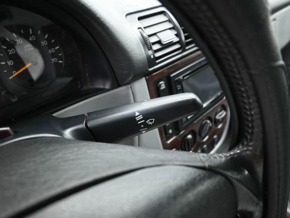 Mercedes-Benz M-Класс I (W163) с пробегом 2000 года, цена 709 900 рублей, 232000 км, внедорожник, Автокод Объявления
