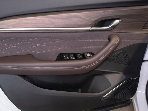 Geely Monjaro I Рестайлинг 2 с пробегом 2026 года, цена 4 080 000 рублей, 50 км, внедорожник, Автокод Объявления