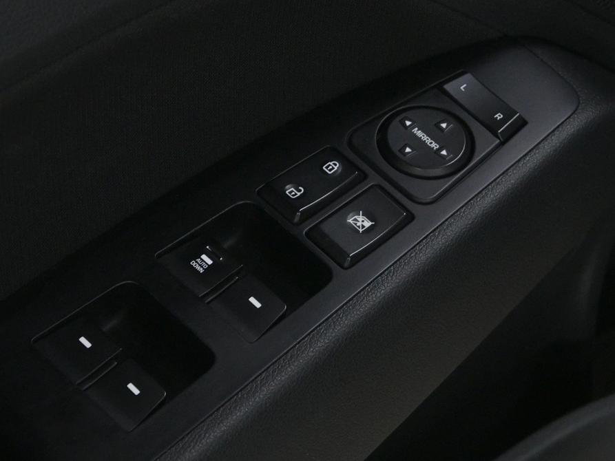 Hyundai Elantra VI (AD) Рестайлинг Москва  - изображение 15