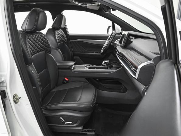 Geely Okavango I Рестайлинг с пробегом 2024 года, цена 2 810 000 рублей, 35048 км, внедорожник, Автокод Объявления