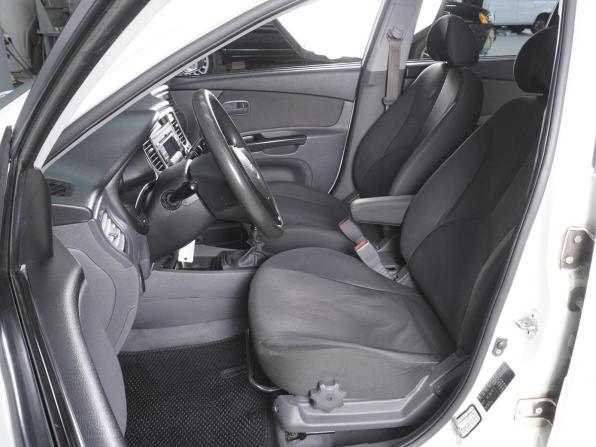 Kia Rio II Рестайлинг с пробегом 2010 года, цена 590 000 рублей, 191779 км, седан, Автокод Объявления