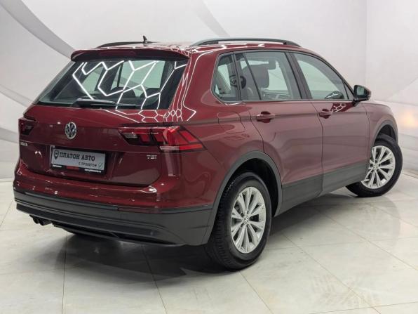 Volkswagen Tiguan II с пробегом 2017 года, цена 2 179 000 рублей, 80141 км, внедорожник, Автокод Объявления