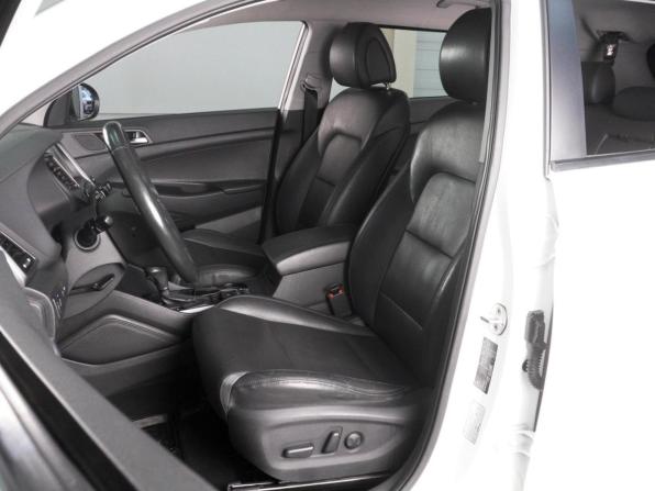 Hyundai Tucson III с пробегом 2015 года, цена 1 948 000 рублей, 131823 км, внедорожник, Автокод Объявления