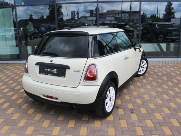 Mini Hatch II (R56) Рестайлинг с пробегом 2012 года, цена 740 000 рублей, 129397 км, хэтчбек, Автокод Объявления