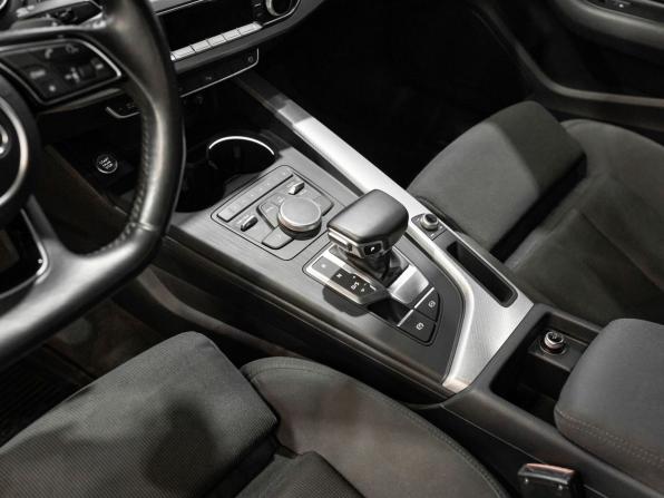 Audi A4 V (B9) с пробегом 2015 года, цена 1 880 000 рублей, 182182 км, седан, Автокод Объявления
