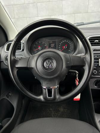 Volkswagen Polo V с пробегом 2014 года, цена 740 000 рублей, 199189 км, седан, Автокод Объявления