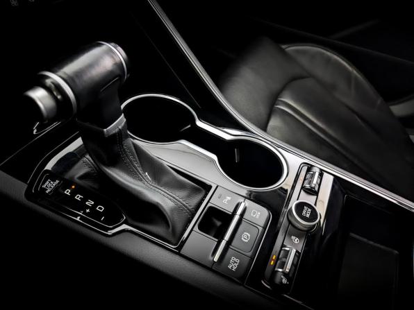 Kia K5 III с пробегом 2021 года, цена 2 320 000 рублей, 115743 км, седан, Автокод Объявления