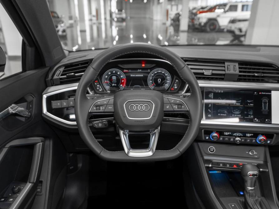 Audi Q3 II (F3) Москва  - изображение 11