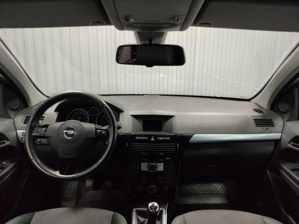 Opel Astra H Рестайлинг с пробегом 2011 года, цена 435 000 рублей, 248176 км, хэтчбек, Автокод Объявления