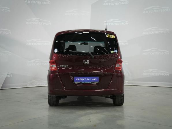 Honda Freed I с пробегом 2010 года, цена 920 000 рублей, 231950 км, компактвэн, Автокод Объявления