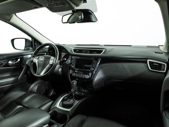 Nissan Qashqai II с пробегом 2018 года, цена 1 679 700 рублей, 145513 км, внедорожник, Автокод Объявления