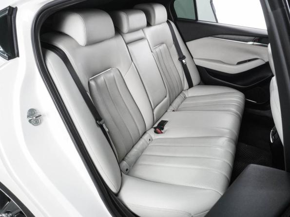 Mazda 6 III (GJ) Рестайлинг 2 с пробегом 2018 года, цена 2 129 000 рублей, 174574 км, седан, Автокод Объявления