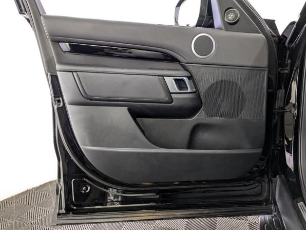 Land Rover Discovery V с пробегом 2019 года, цена 4 145 000 рублей, 129486 км, внедорожник, Автокод Объявления