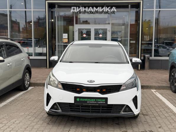 Kia Rio IV Рестайлинг с пробегом 2020 года, цена 1 374 000 рублей, 155005 км, седан, Автокод Объявления