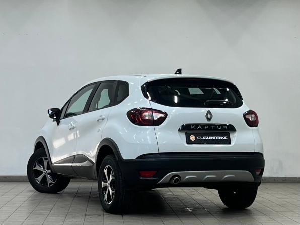 Renault Kaptur I Рестайлинг с пробегом 2021 года, цена 1 750 000 рублей, 31000 км, внедорожник, Автокод Объявления