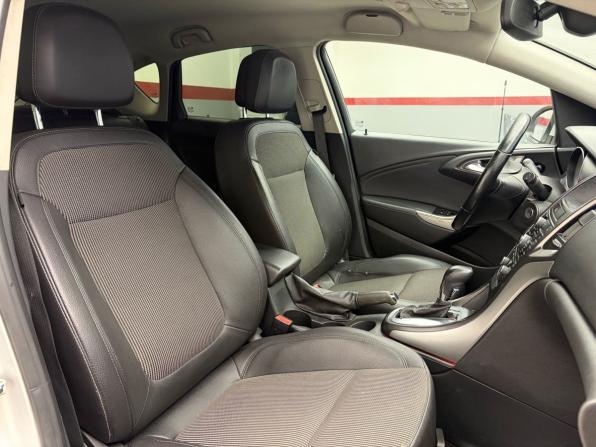 Opel Astra J с пробегом 2012 года, цена 739 000 рублей, 187729 км, хэтчбек, Автокод Объявления