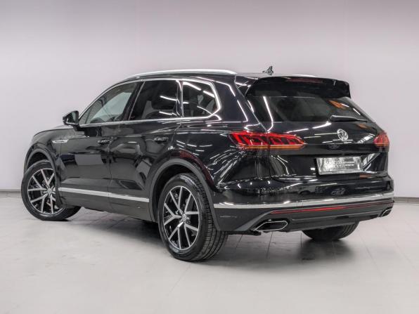 Volkswagen Touareg III с пробегом 2019 года, цена 5 200 000 рублей, 118808 км, внедорожник, Автокод Объявления