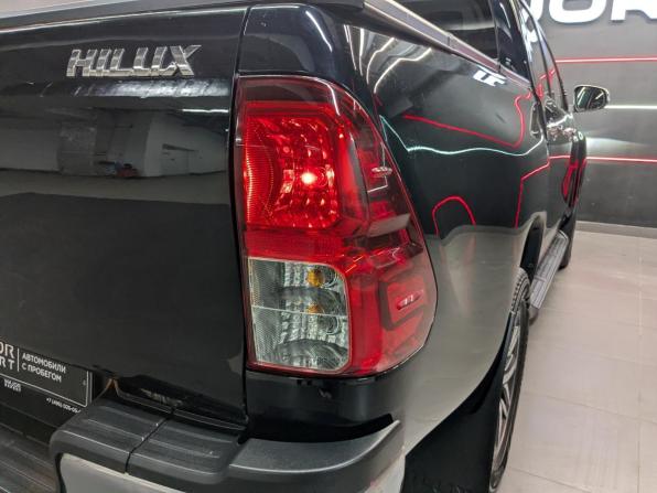 Toyota Hilux VIII с пробегом 2017 года, цена 2 900 000 рублей, 247439 км, offers.body_type.unknown, Автокод Объявления