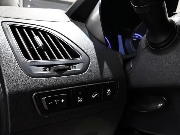 Hyundai ix35 I Рестайлинг с пробегом 2015 года, цена 1 255 000 рублей, 144070 км, внедорожник, Автокод Объявления