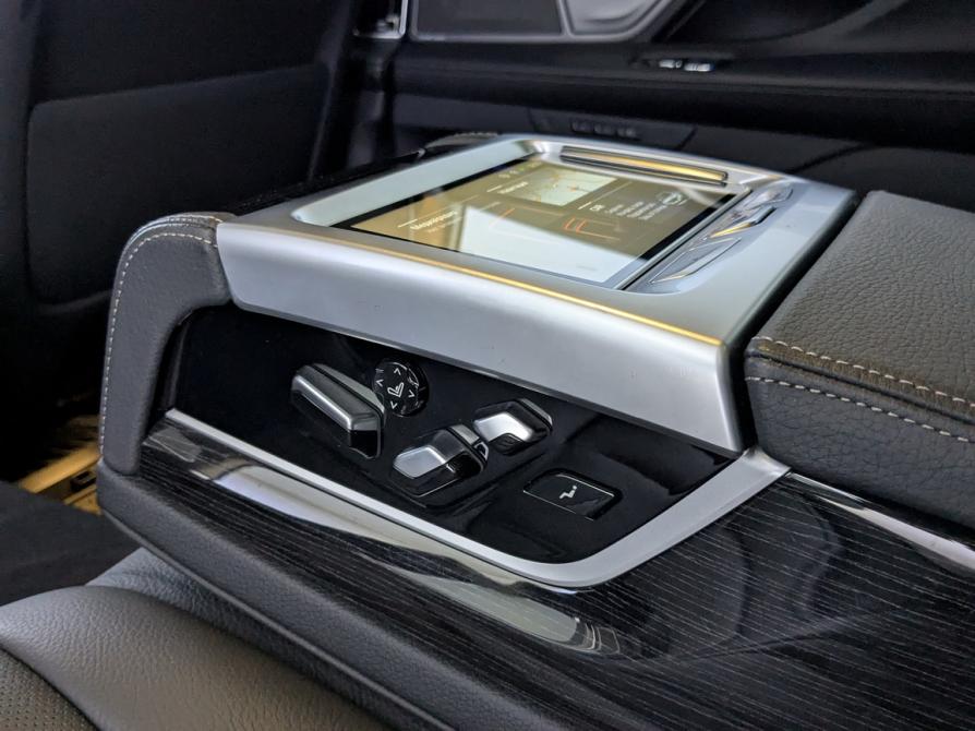 BMW 7 серии VI (G11/G12) Рестайлинг Москва  - изображение 12