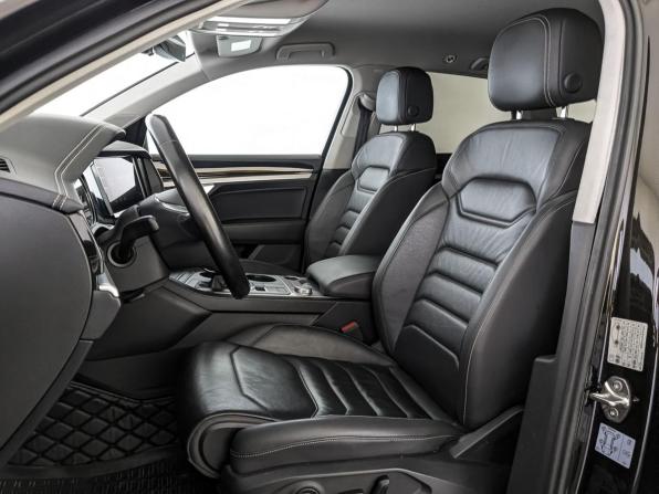 Volkswagen Touareg III с пробегом 2019 года, цена 4 090 000 рублей, 164205 км, внедорожник, Автокод Объявления