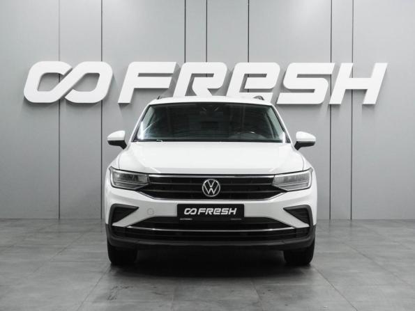 Volkswagen Tiguan II Рестайлинг с пробегом 2021 года, цена 2 349 000 рублей, 142523 км, внедорожник, Автокод Объявления