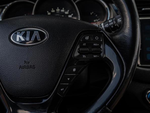 Kia Ceed II Рестайлинг с пробегом 2017 года, цена 1 370 000 рублей, 166832 км, универсал, Автокод Объявления